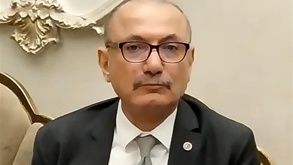 القائم بأعمال سفير