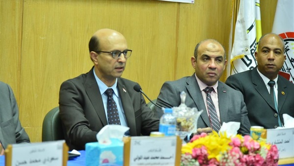 رئيس جامعة أسيوط