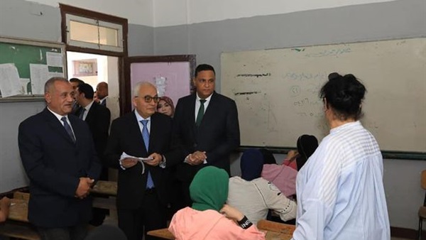 جولة وزير التربية