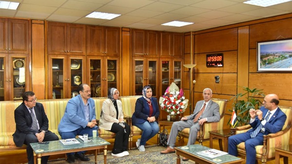 رئيس جامعة أسيوط