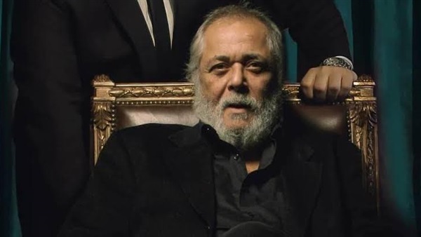 محمود عبد العزيز