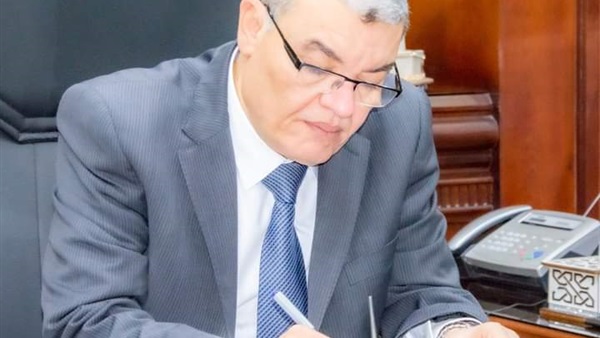 محافظ المنيا