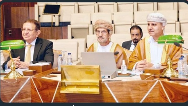 سلطنة عمان تشارك