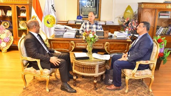 محافظ أسيوط