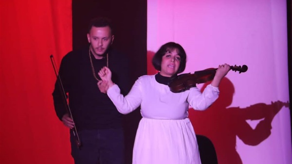 مسرحية ضلع مؤنث