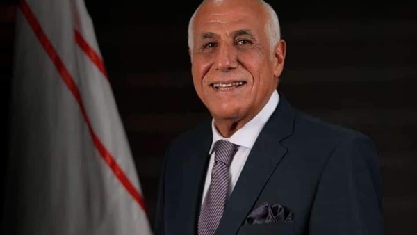 حسين لبيب رئيس نادي
