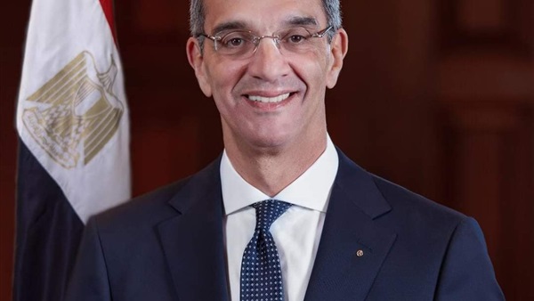 وزير الاتصالات