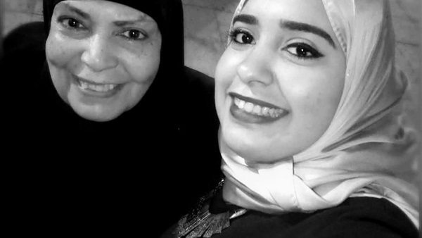 الزميلة آية عبد الواحد