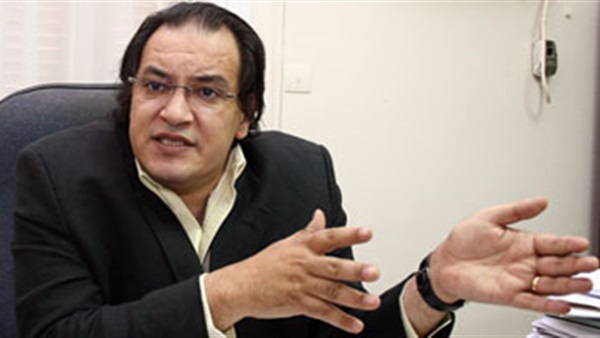 حافظ أبو سعدة عضو