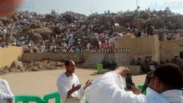 الحجاج بجبل عرفات