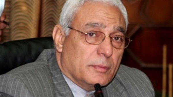 الدكتور أسامة العبد،