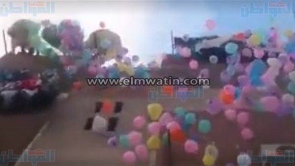 بالونات من السماء