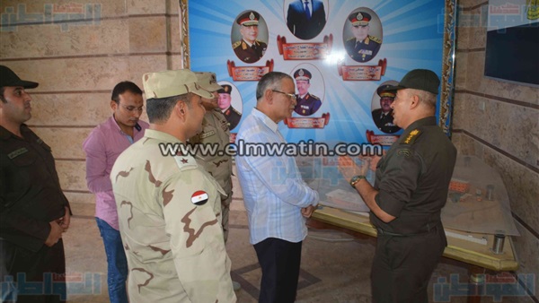 محافظ المنيا يهنئ