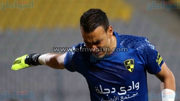 عصام الحضري حارس