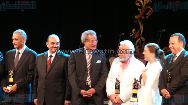 مجموعة من الفنانين