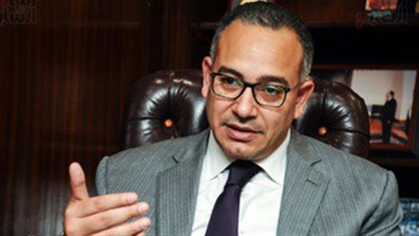 الدكتور أحمد عادل