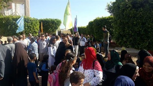 مظاهرة لأولياء الأمور