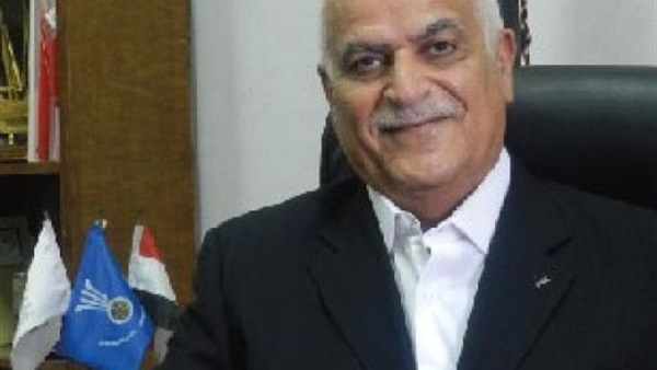 الدكتور خالد حمودة