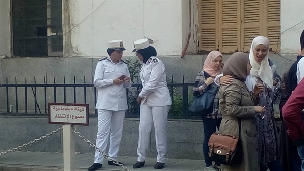 الشرطة النسائية