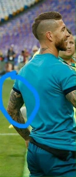 لغز إصابة محمد صلاح..