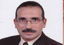 الدكتور عادل عامر