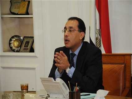 وزير الإسكان مصطفى