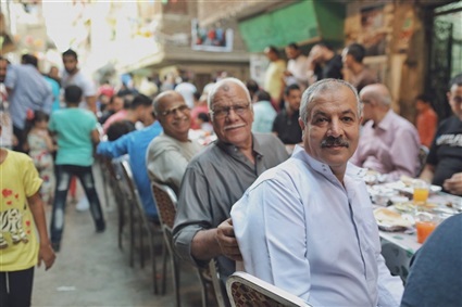 سكان عزبة حمادة ومأدبة