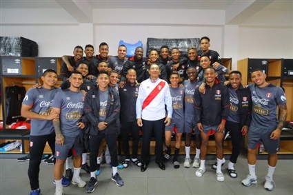 رئيس بيرو والمنتخب