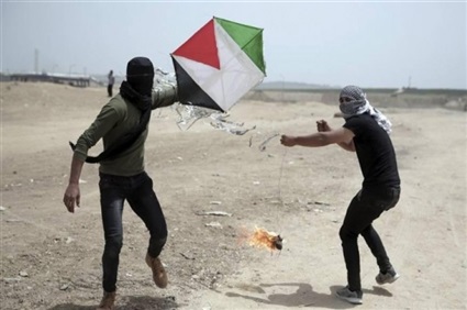 الطائرات الورقية