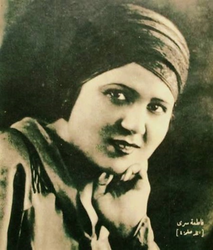 فنانة المسرح فاطمة