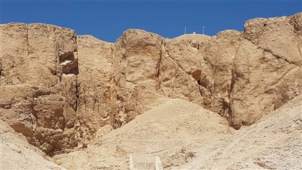 صخور الأقصر