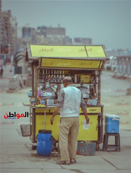بائع