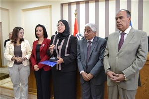 دموع ممزوجة بالفرح