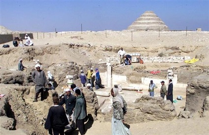 آثار ميت رهينة