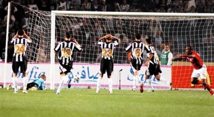 هل يحقق الأهلي اللقب