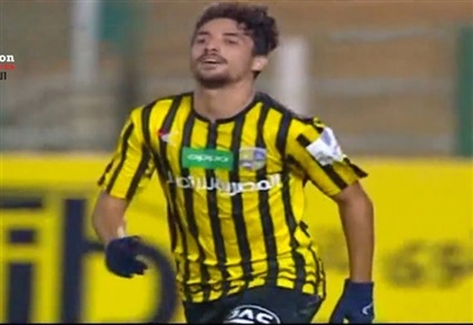 6 لاعبين شباب خطفوا