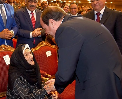 الرئيس السيسي والمرأة