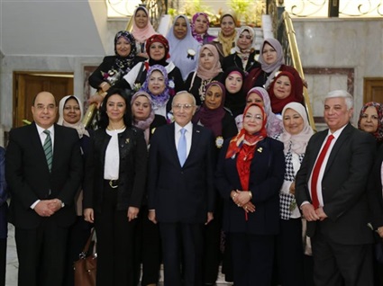 المرأة في أسبوع|
